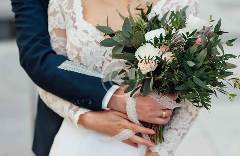 Bride’s & Bridesmaids‘ Bouquets